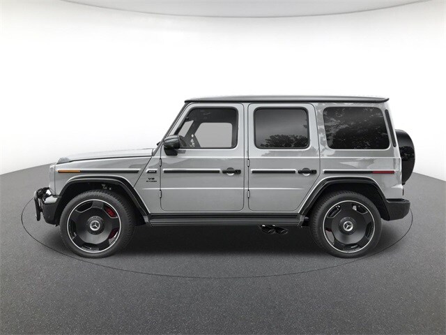 2025 Mercedes Benz G AMG 63 photo 3