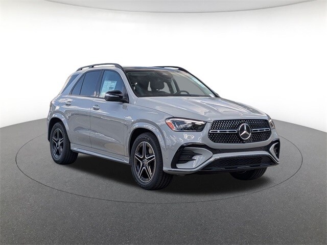 2026 Mercedes Benz GLE 450 4MATIC photo 3