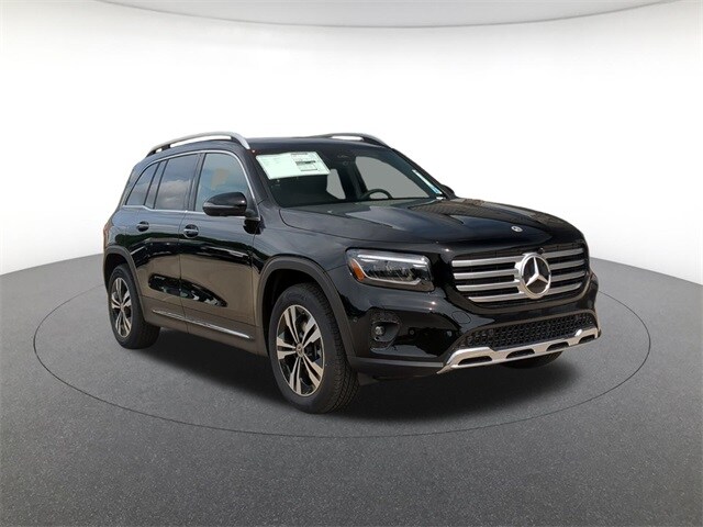 2025 Mercedes Benz GLB 250 4MATIC photo 3