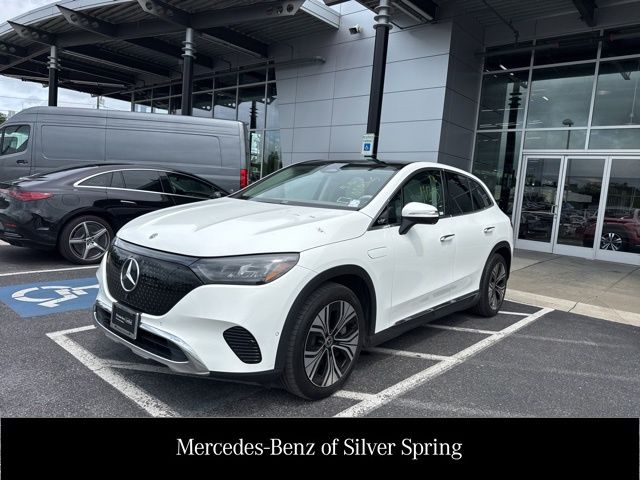2023 Mercedes-Benz EQE SUV EQE 350 4MATIC's photo