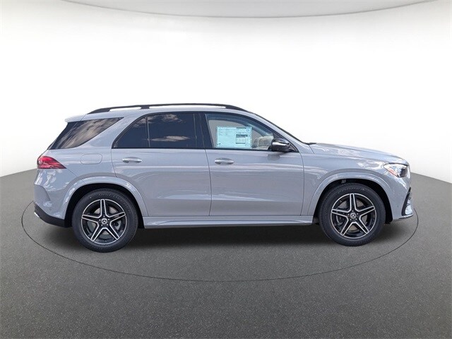 2026 Mercedes Benz GLE 450 4MATIC photo 4