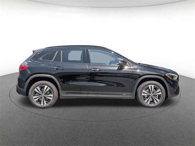 2026 Mercedes Benz GLA 250 4MATIC photo 4
