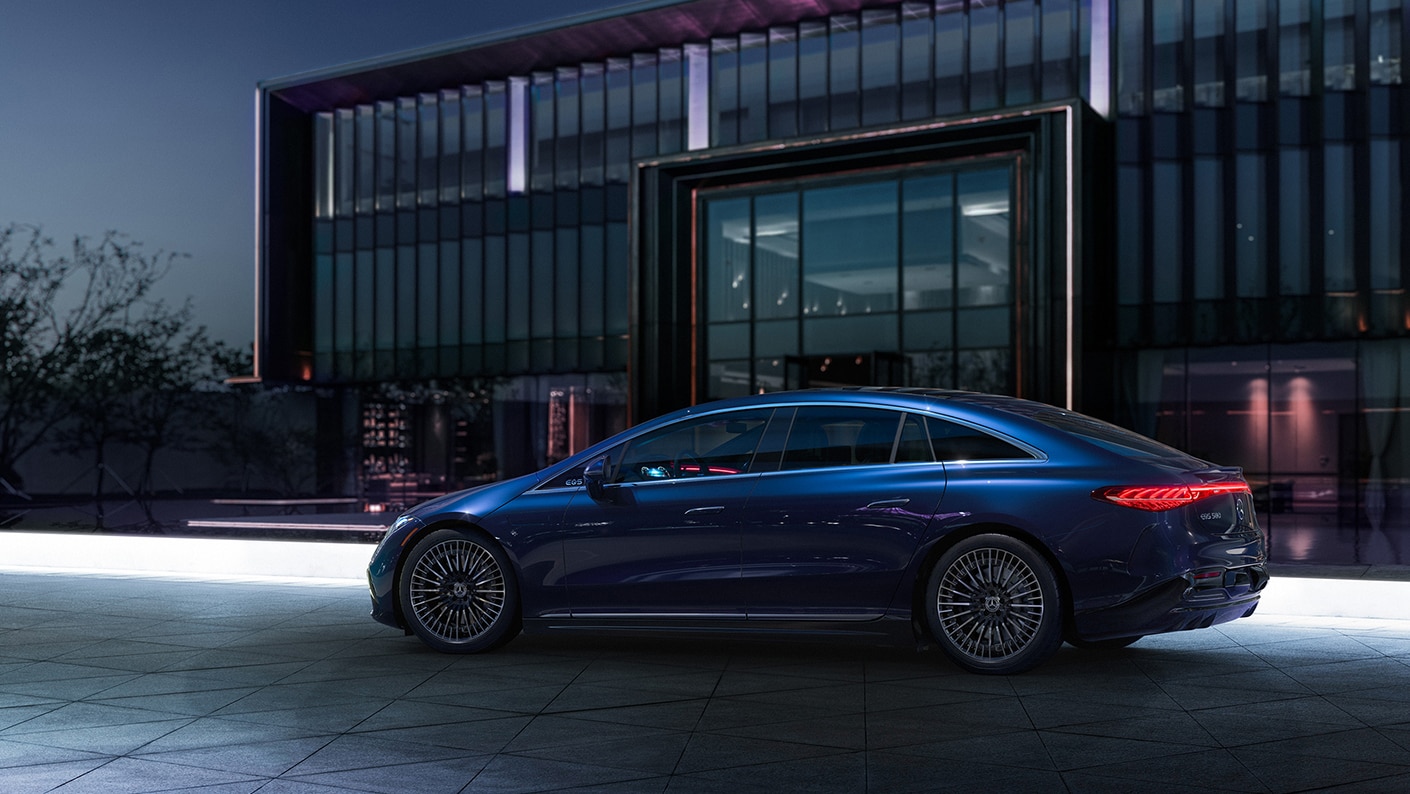 mercedes eqs.png