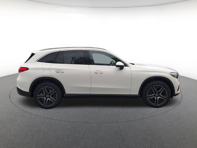 New 2027 Mercedes-Benz GLC 300 4MATIC SUV