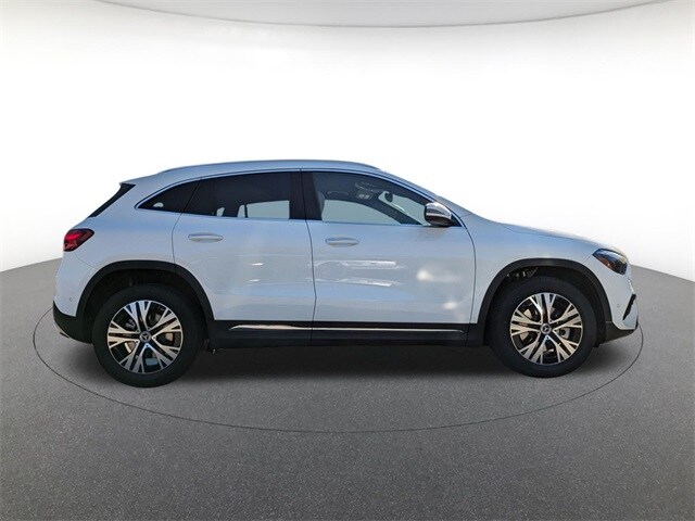 2025 Mercedes Benz GLA 250 4MATIC photo 4