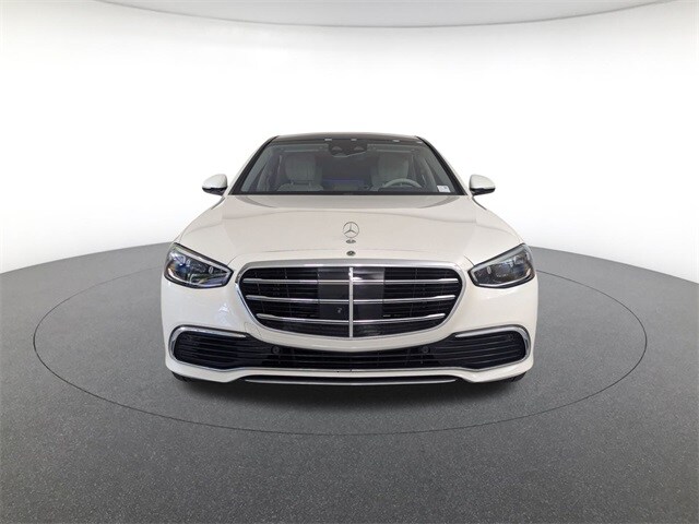 2022 Mercedes Benz S 580 4MATIC photo 2