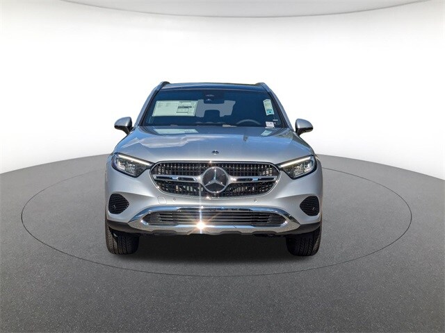 2026 Mercedes Benz GLC 300 4MATIC photo 2