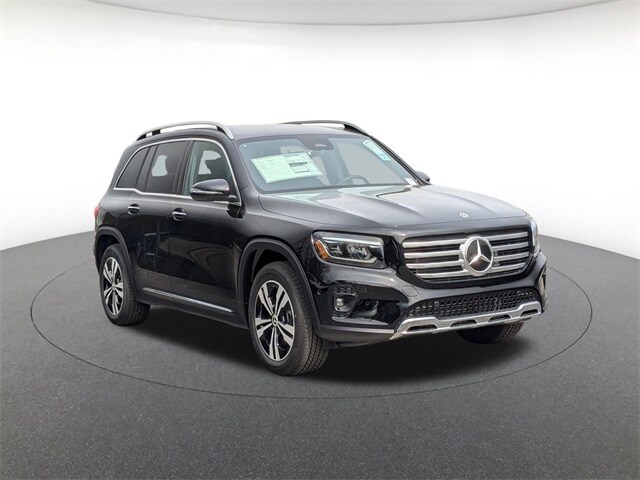 2025 Mercedes Benz GLB 250 4MATIC photo 3
