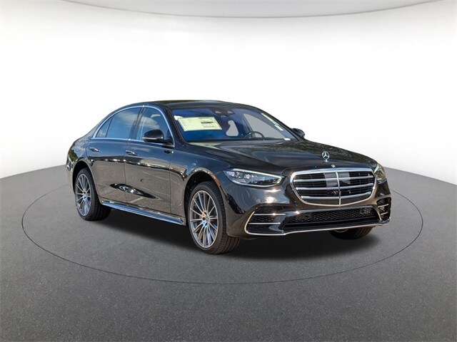2026 Mercedes Benz S 580 4MATIC photo 3
