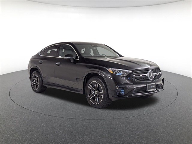 2025 Mercedes Benz GLC 300 4MATIC photo 2