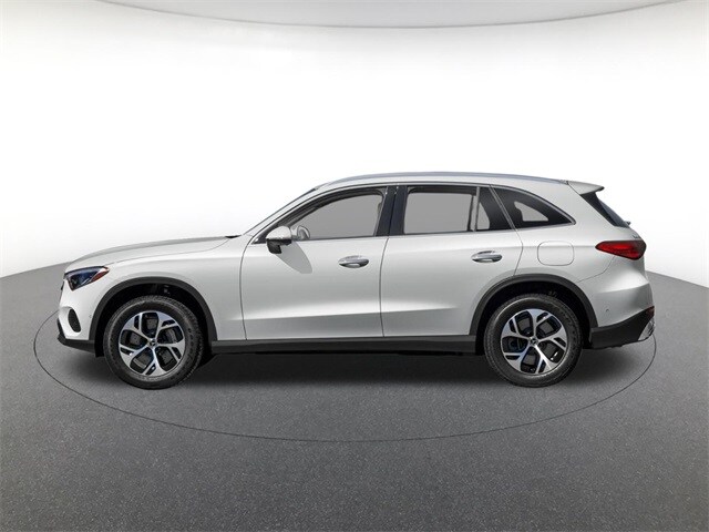2026 Mercedes Benz GLC 350e 4MATIC photo 3