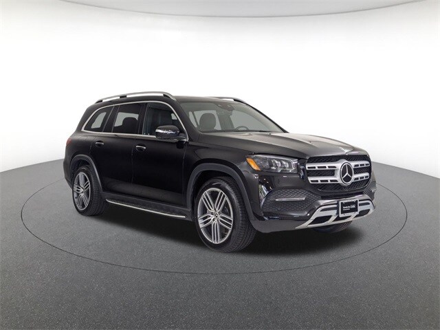 2023 Mercedes Benz GLS 450 4MATIC photo 3