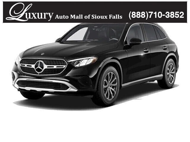 2026 Mercedes-Benz GLC Base's photo