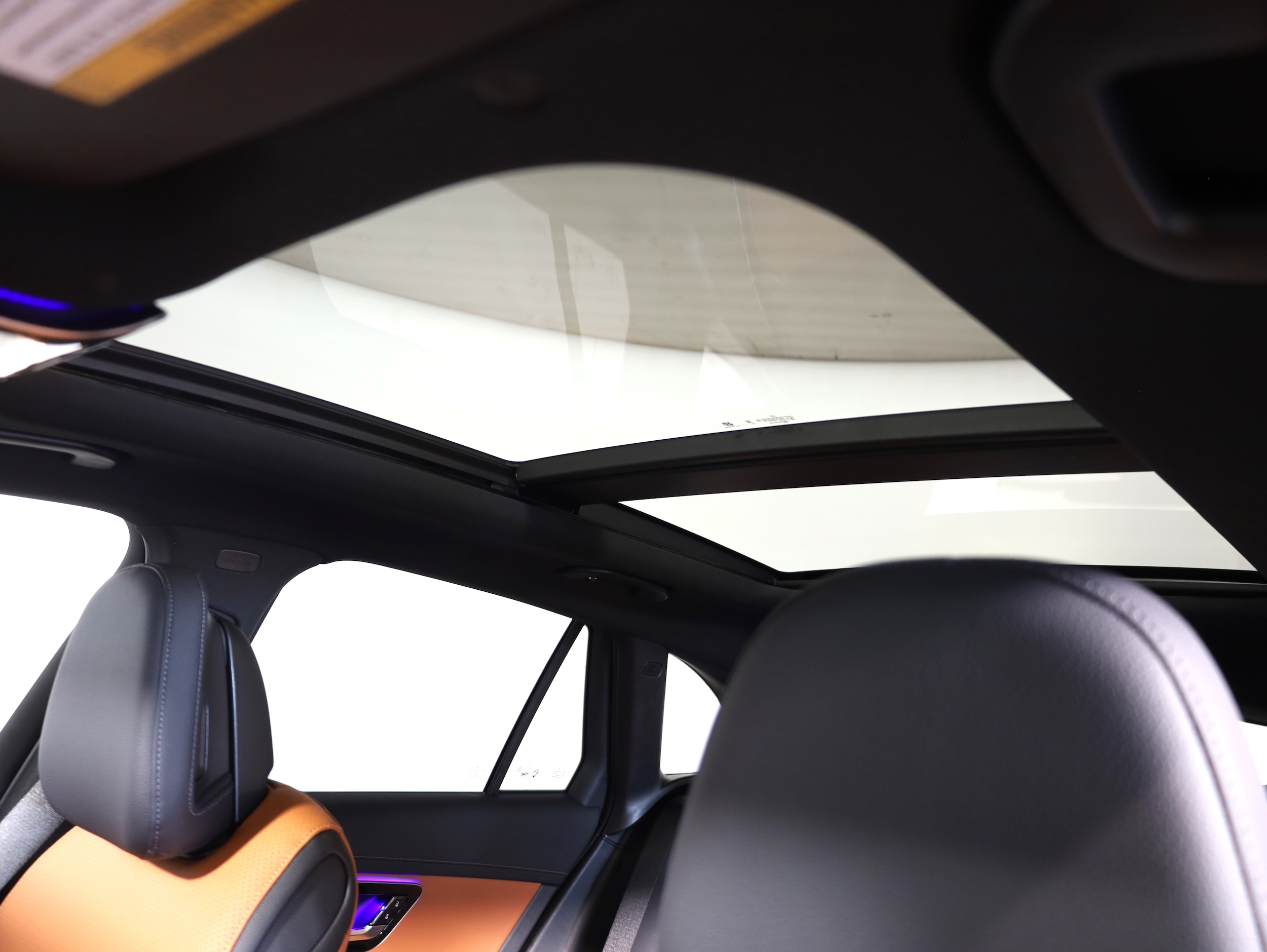 2026 Mercedes-Benz GLC Base - Photo 17