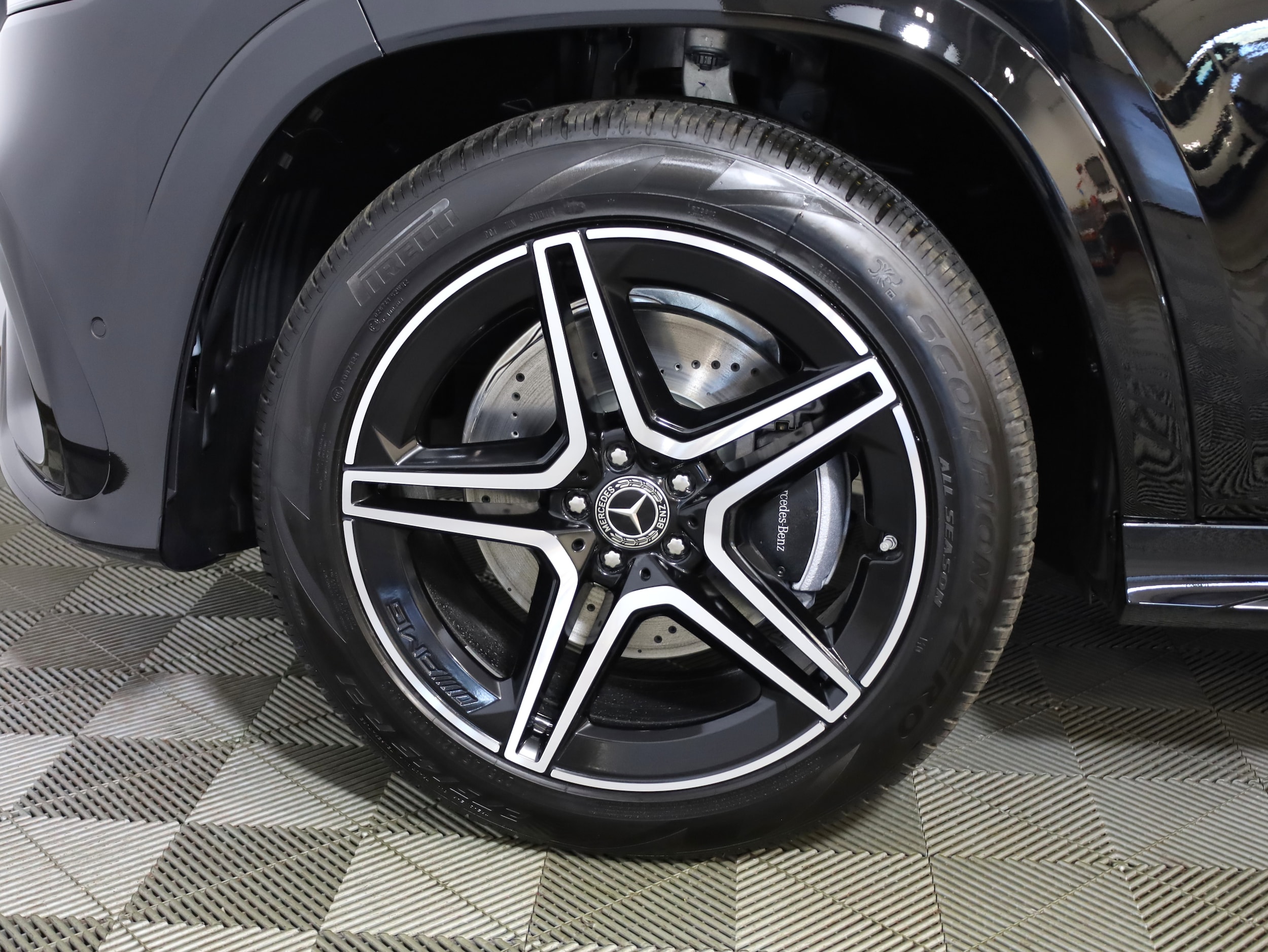 2026 Mercedes-Benz GLS Base - Photo 25