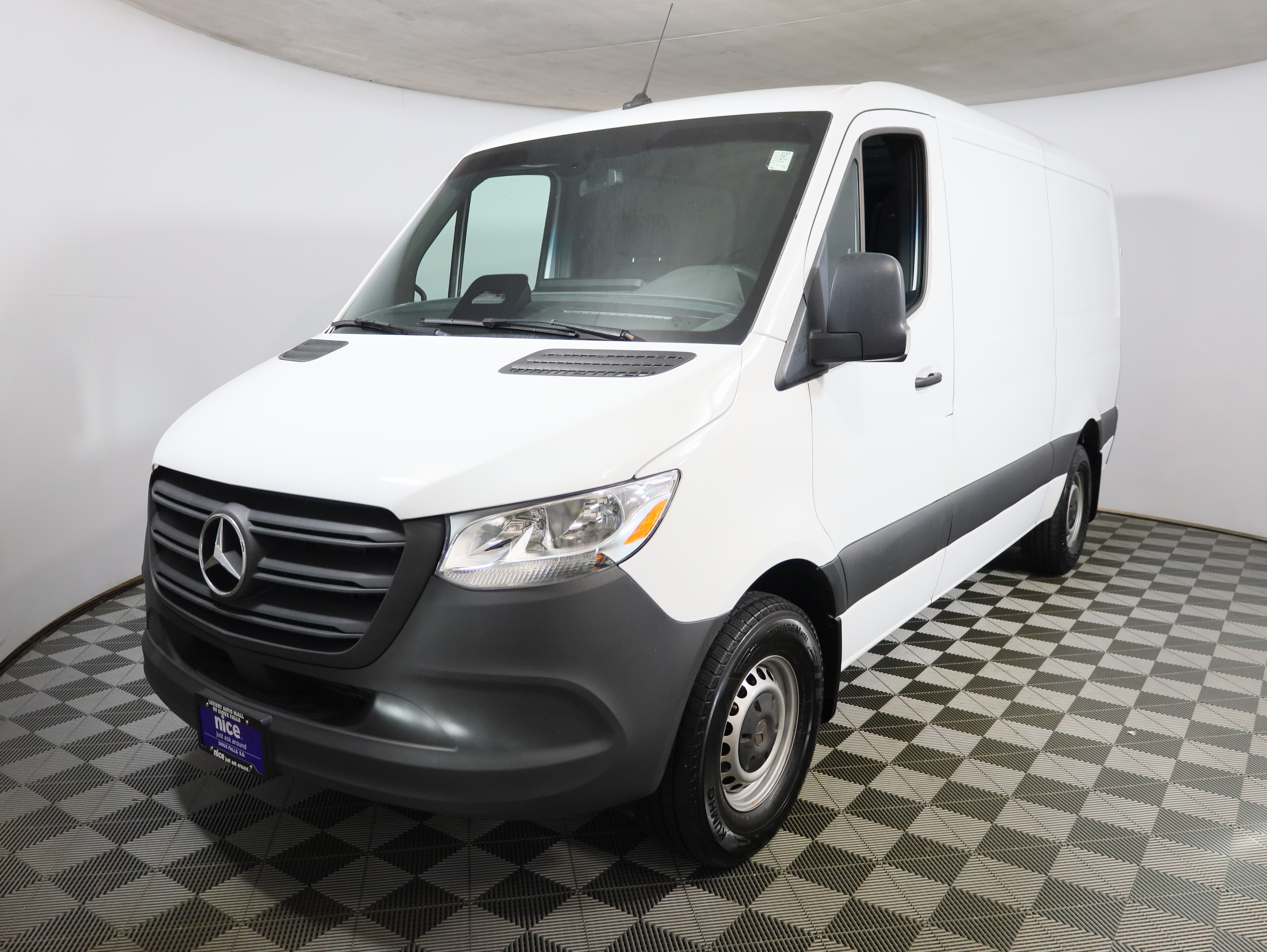 2025 Mercedes-Benz Sprinter 2500 Cargo 144 WB Cargo Van