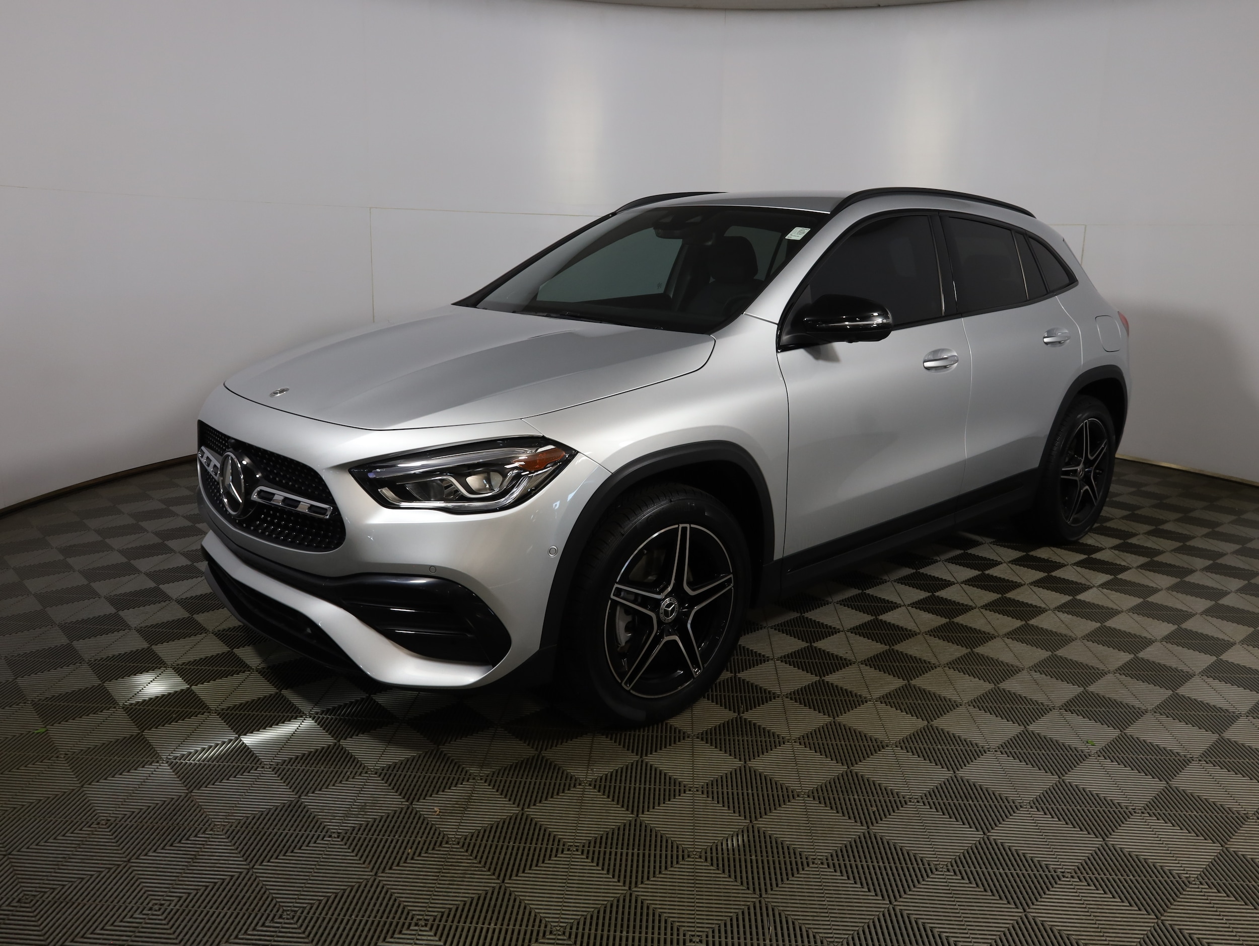 2023 Mercedes-Benz GLA GLA 250 4MATIC's photo
