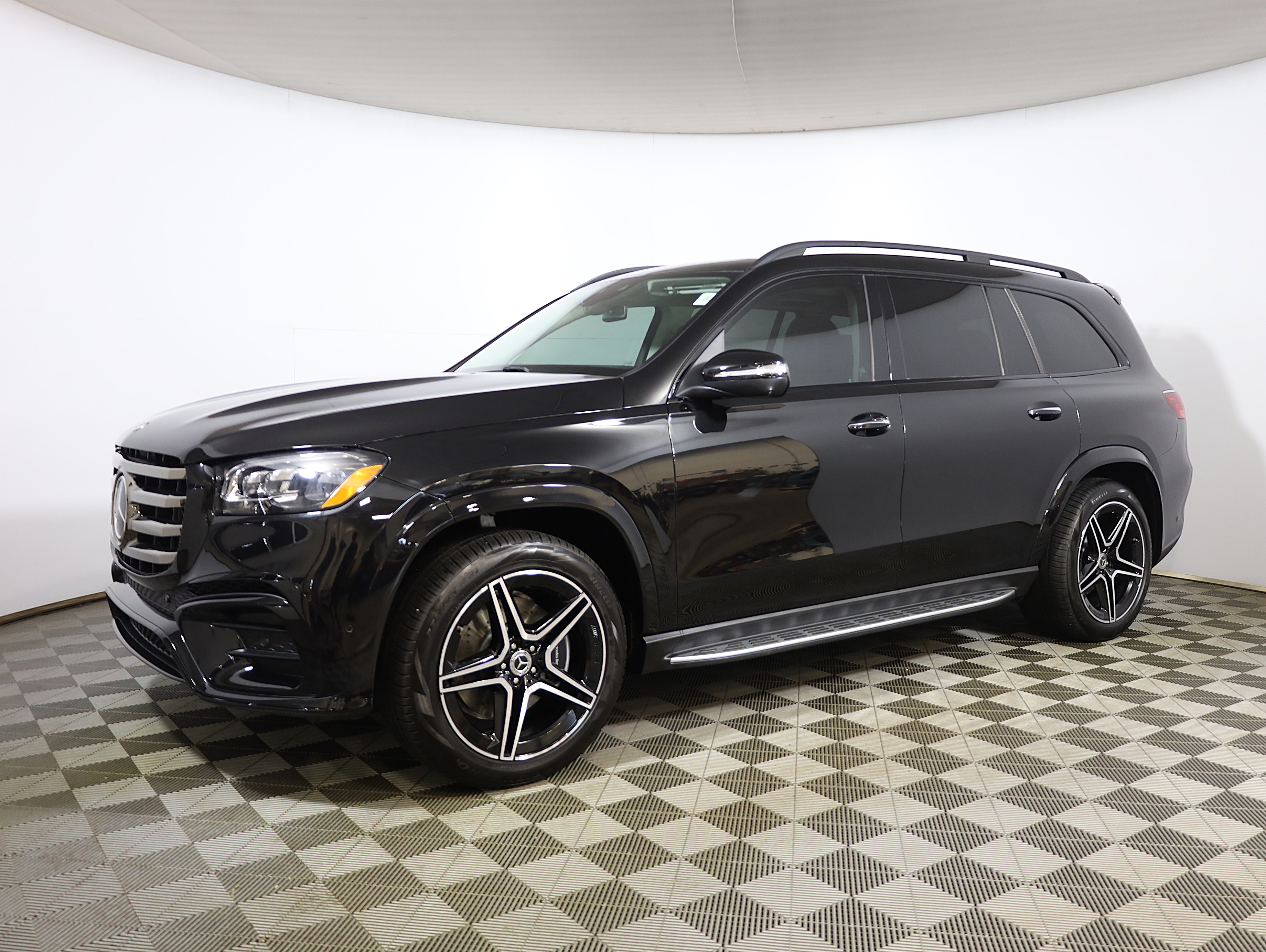  Mercedes-Benz GLS