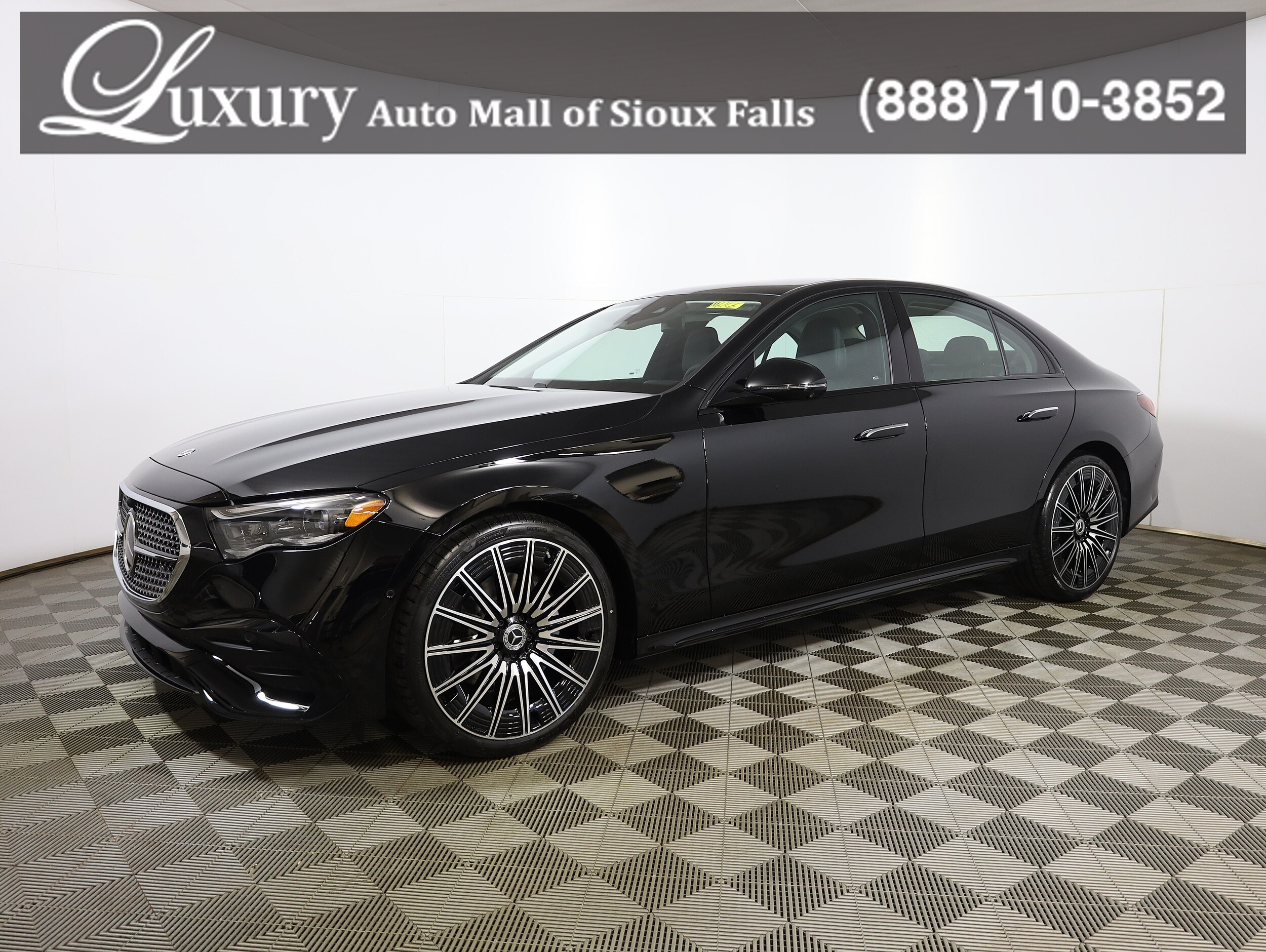 2026 Mercedes-Benz E-Class E350 4MATIC's photo