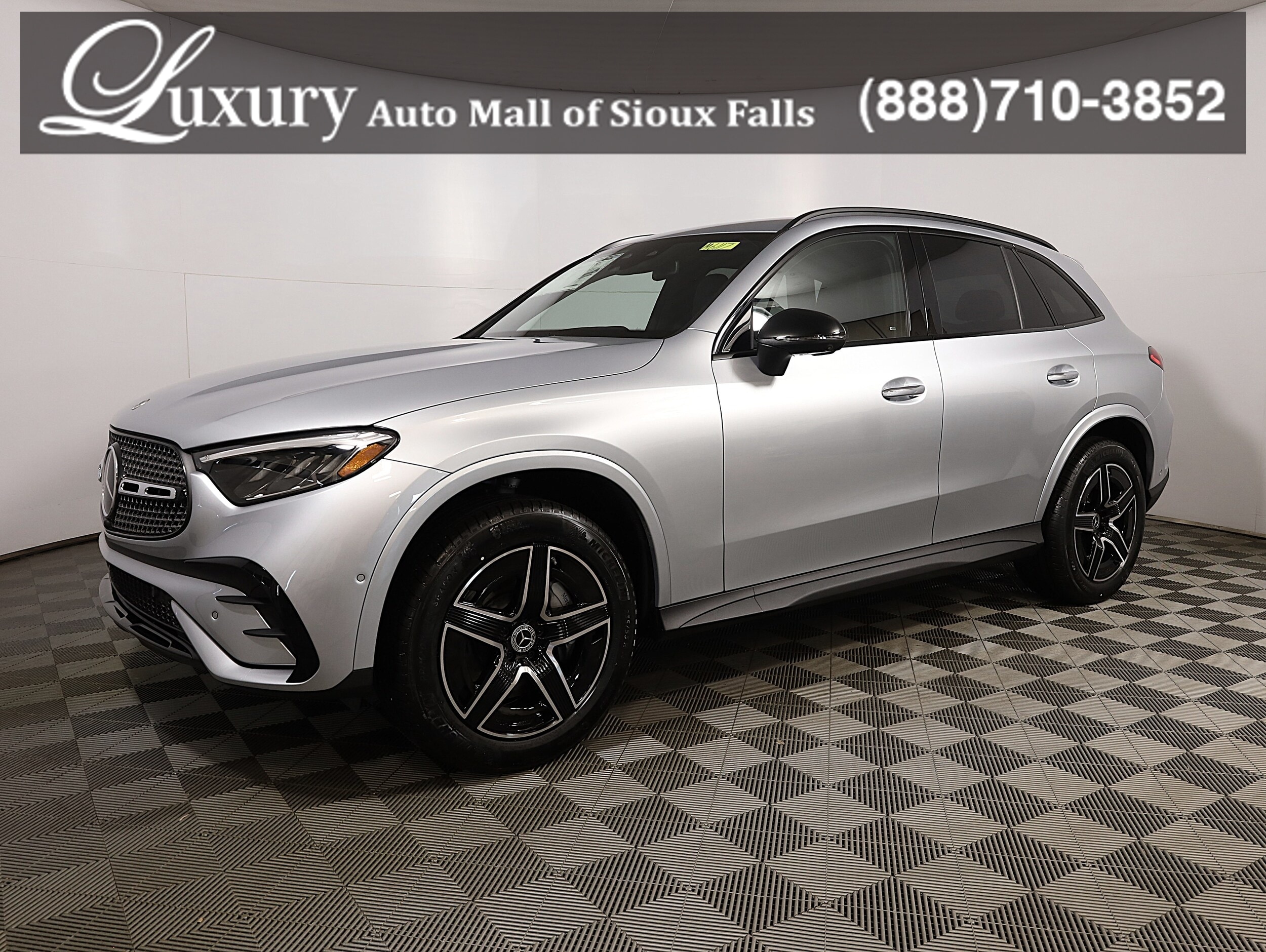 2026 Mercedes-Benz GLC GLC 300 4MATIC's photo