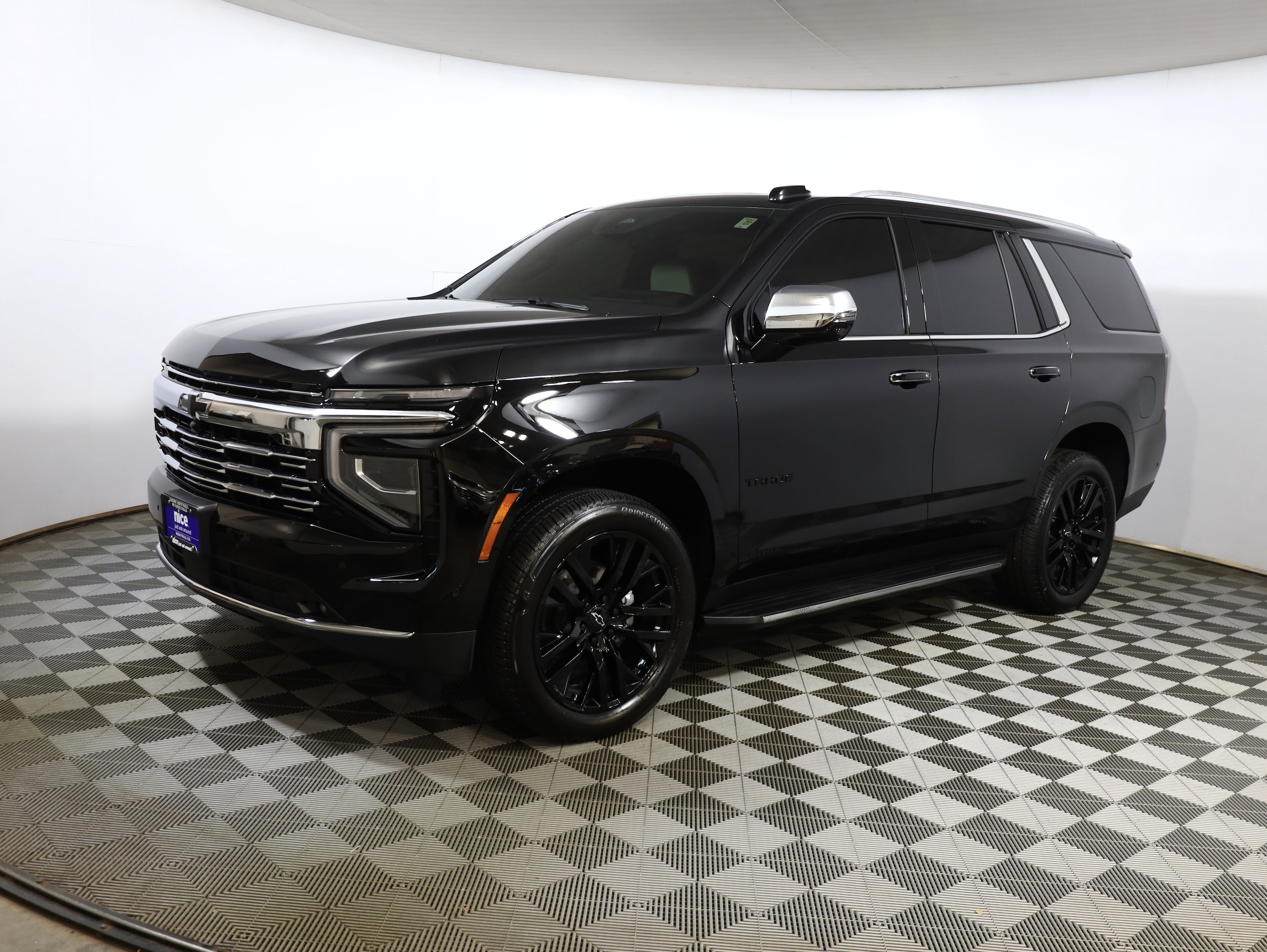 2025 Chevrolet Tahoe Premier's photo