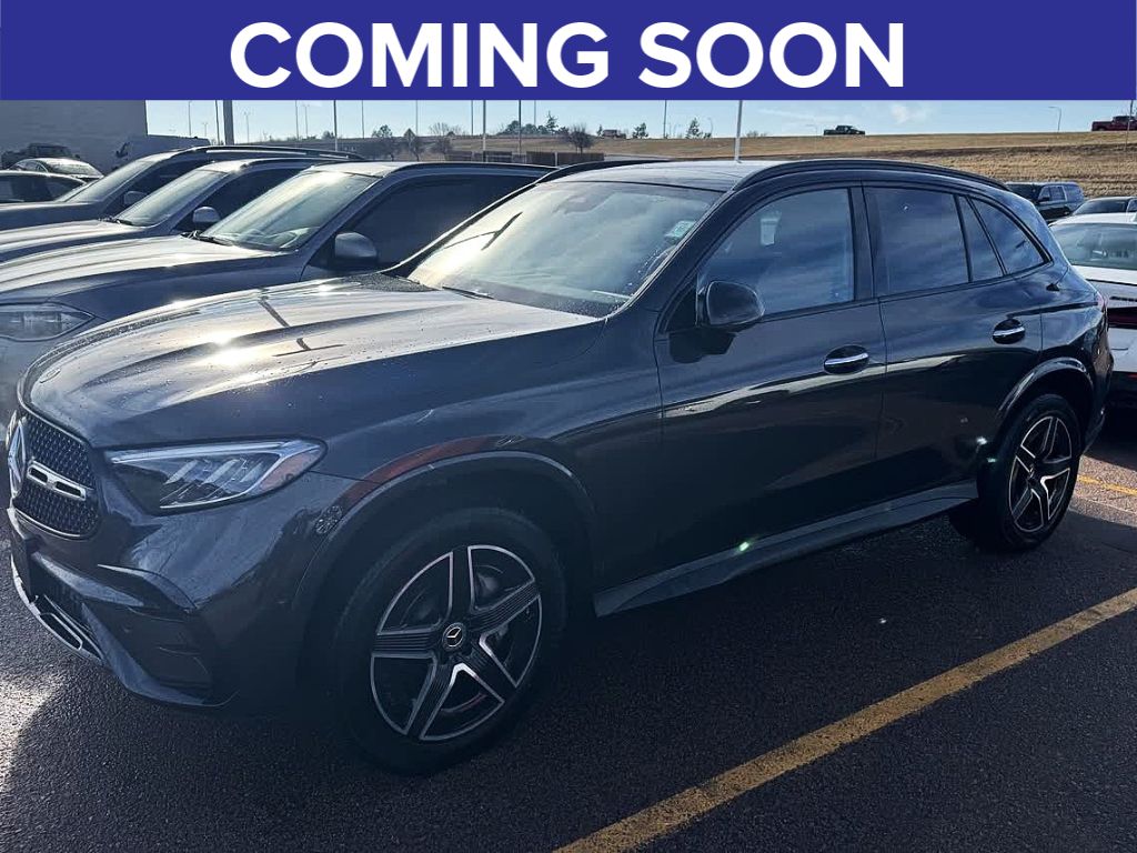 2023 Mercedes-Benz GLC GLC 300's photo
