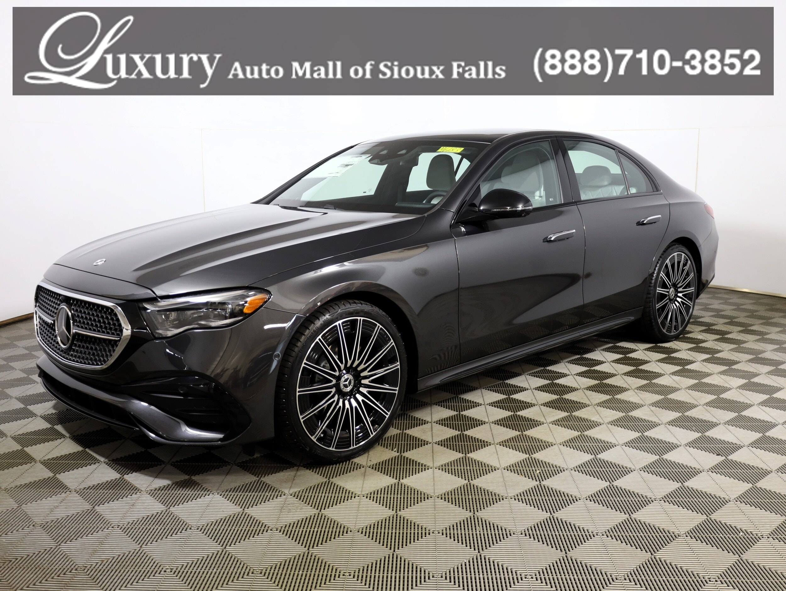 2026 Mercedes-Benz E-Class E350 4MATIC's photo