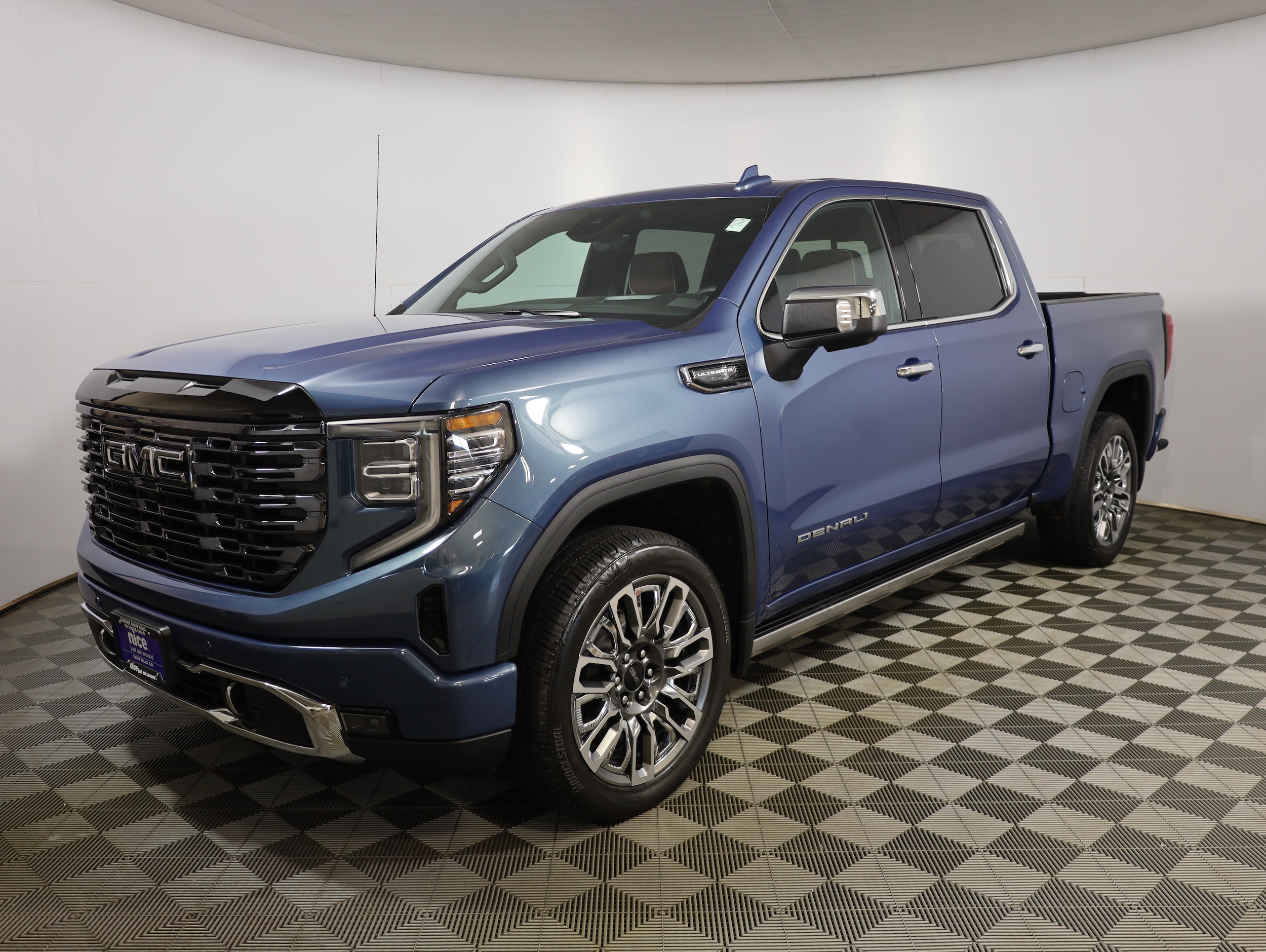 2026 GMC Sierra 4WD Crew Cab Short Box Denali Ultimate's photo