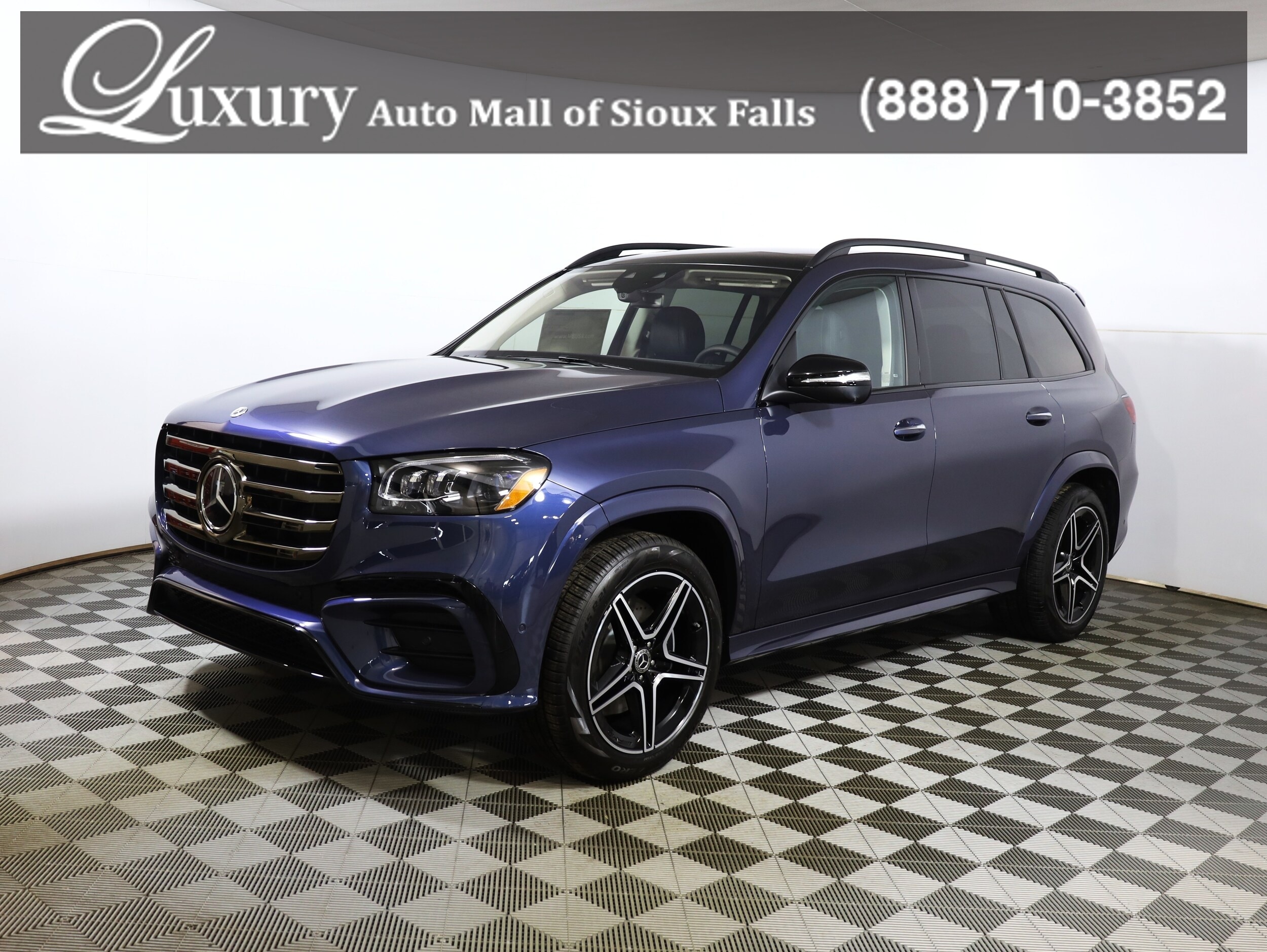 2026 Mercedes-Benz GLS Base's photo