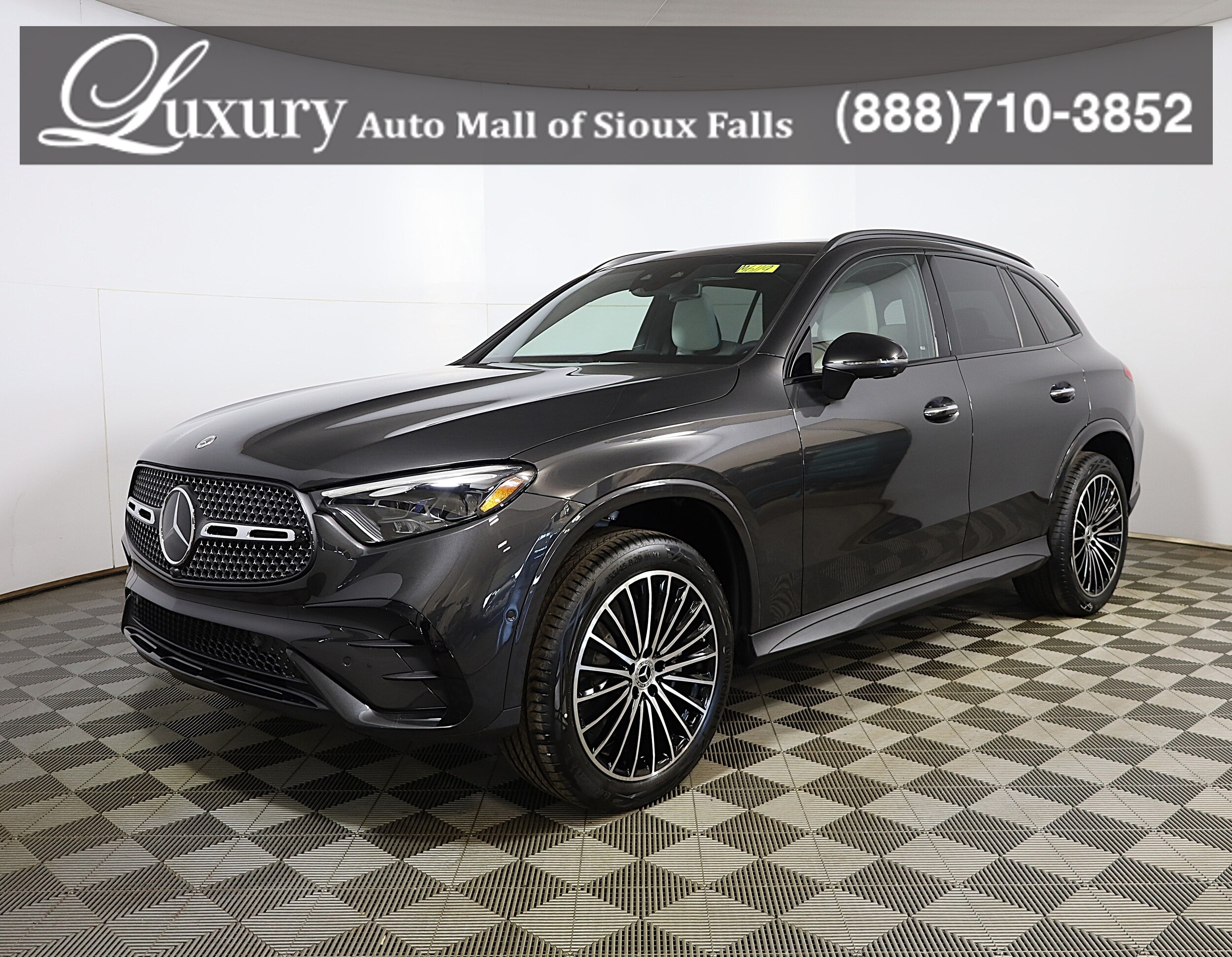 2026 Mercedes-Benz GLC GLC 300 4MATIC's photo