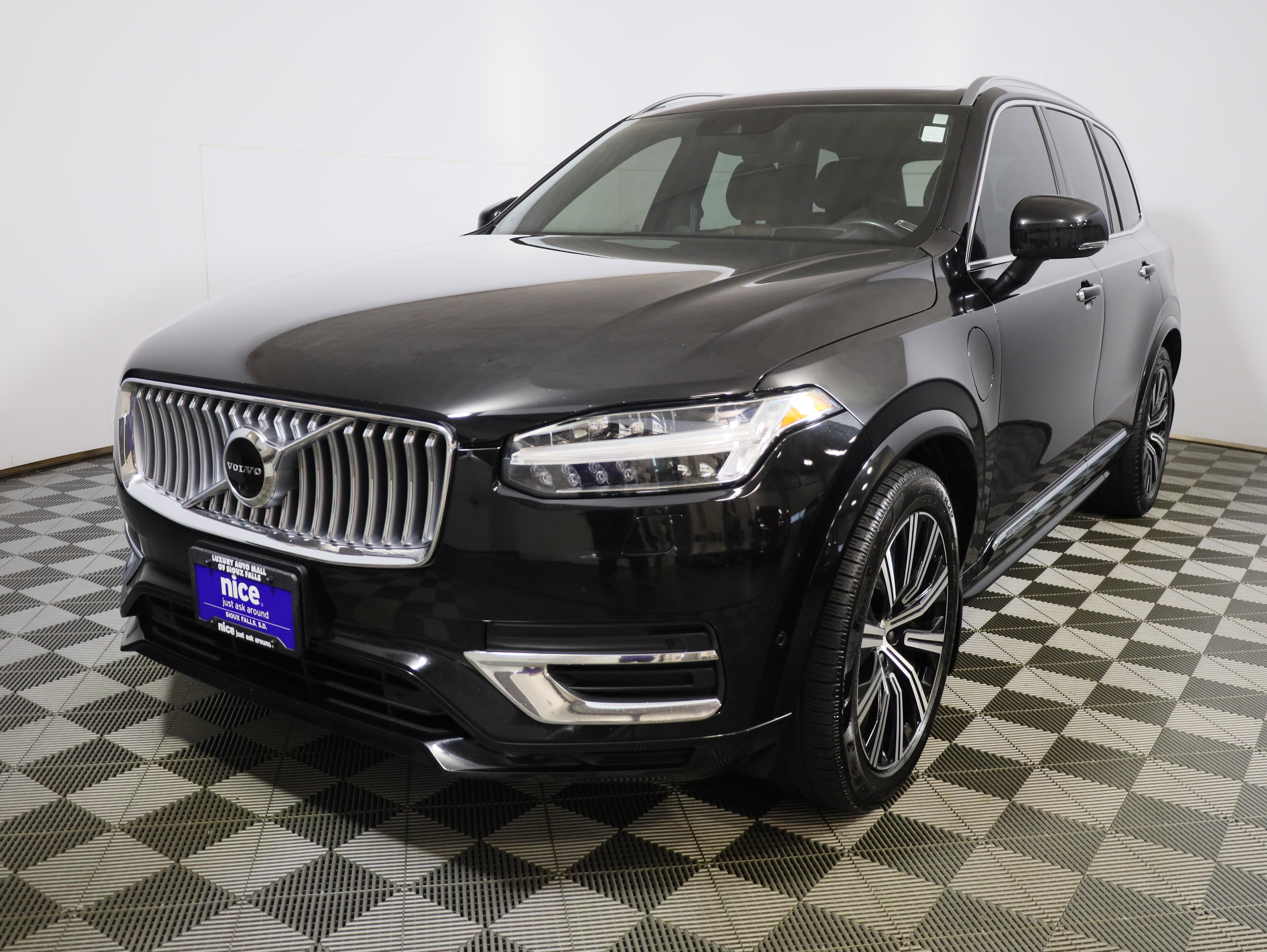  Volvo XC90 Hybrid