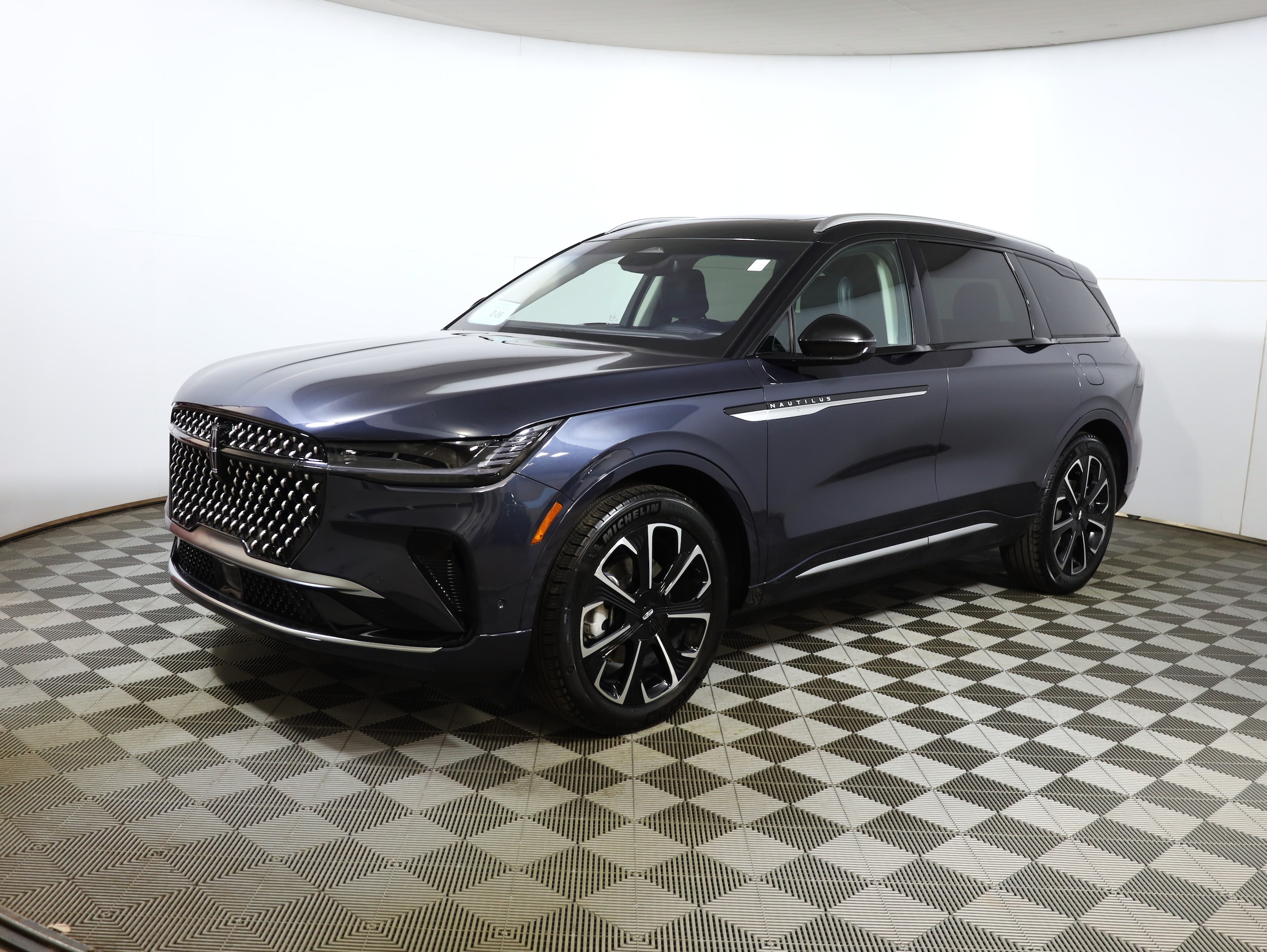 2024 Lincoln Nautilus Reserve's photo