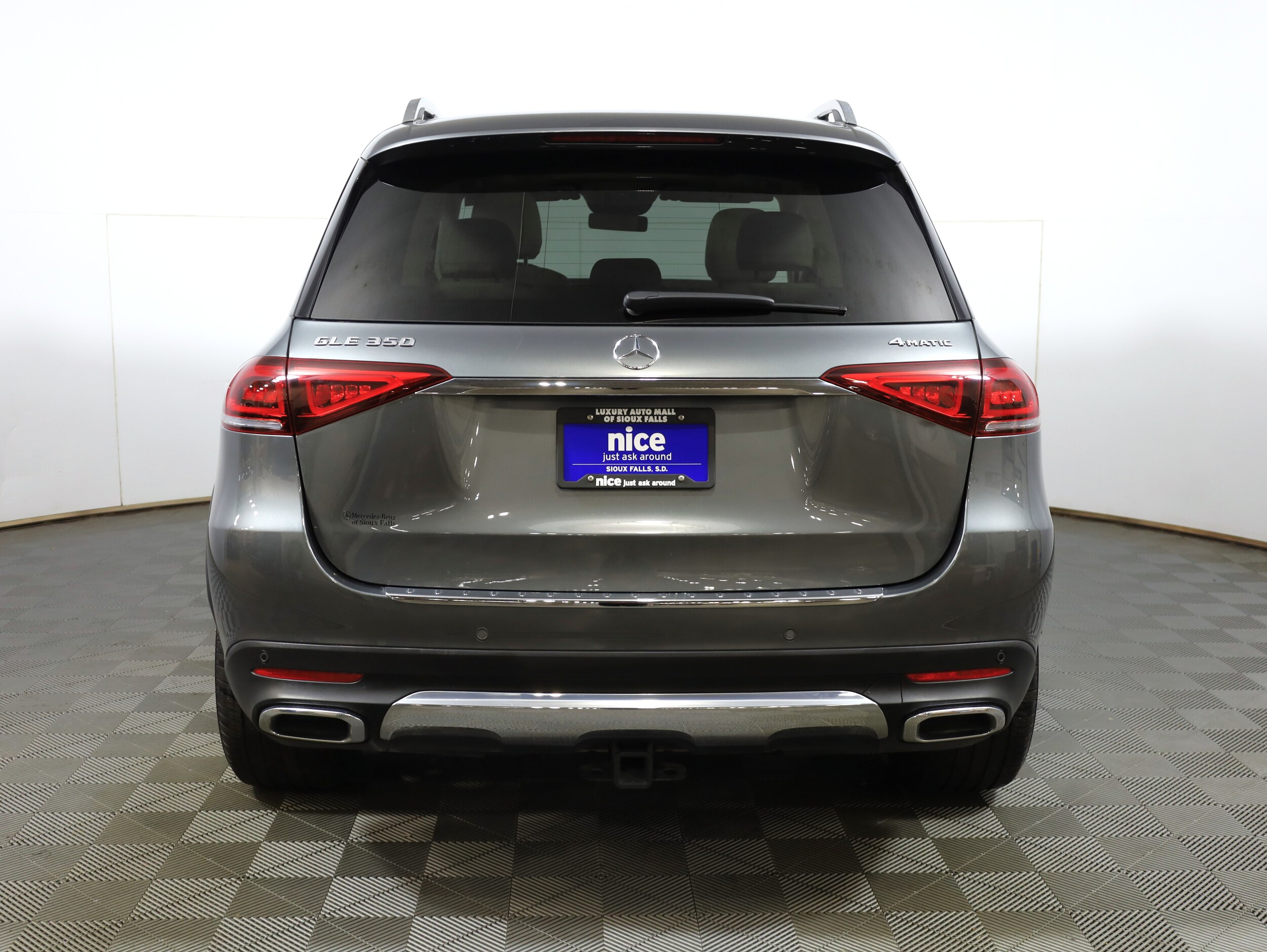 2023 Mercedes Benz GLE 350 4MATIC photo 2
