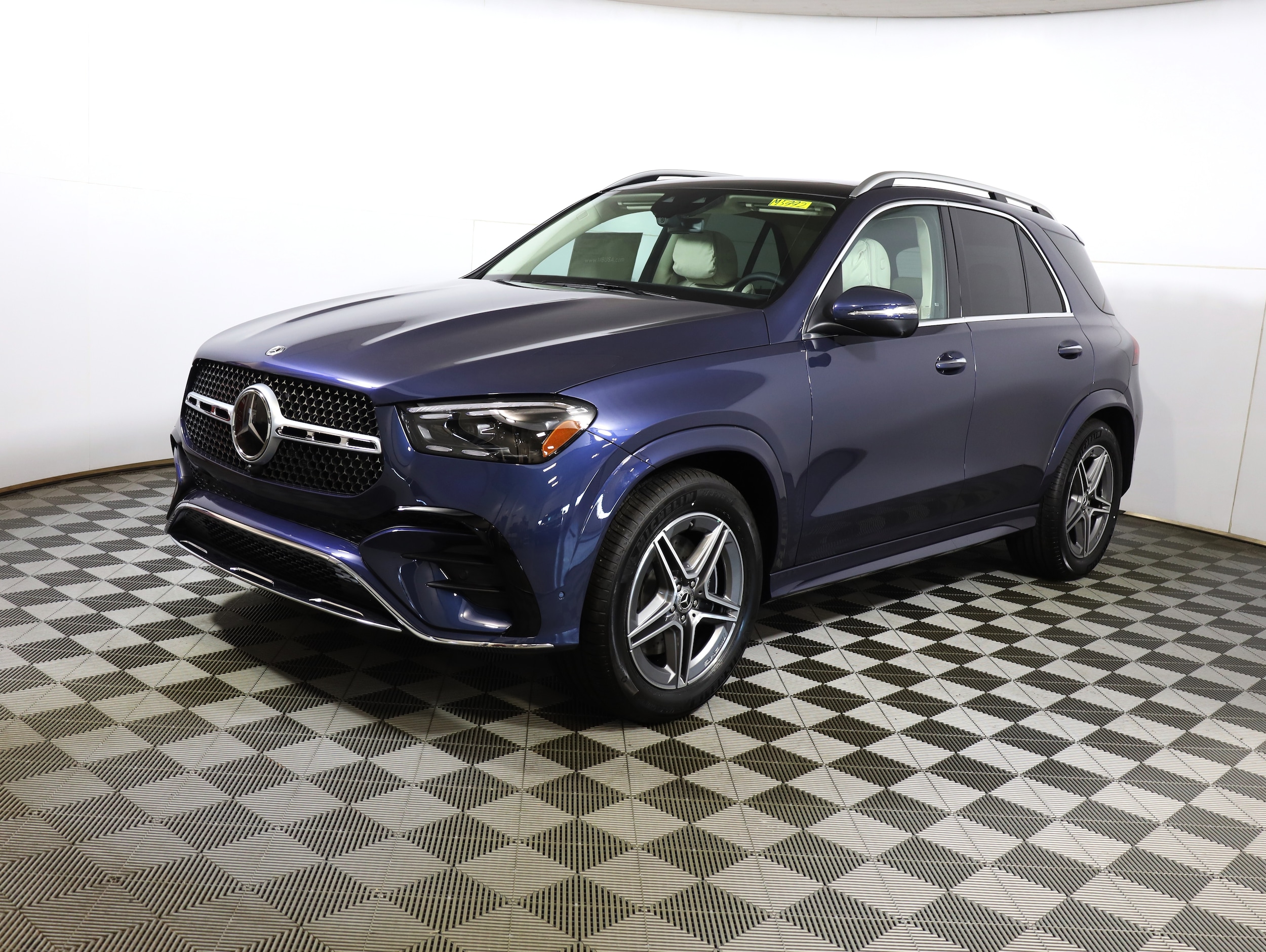 2026 Mercedes-Benz GLE GLE350's photo