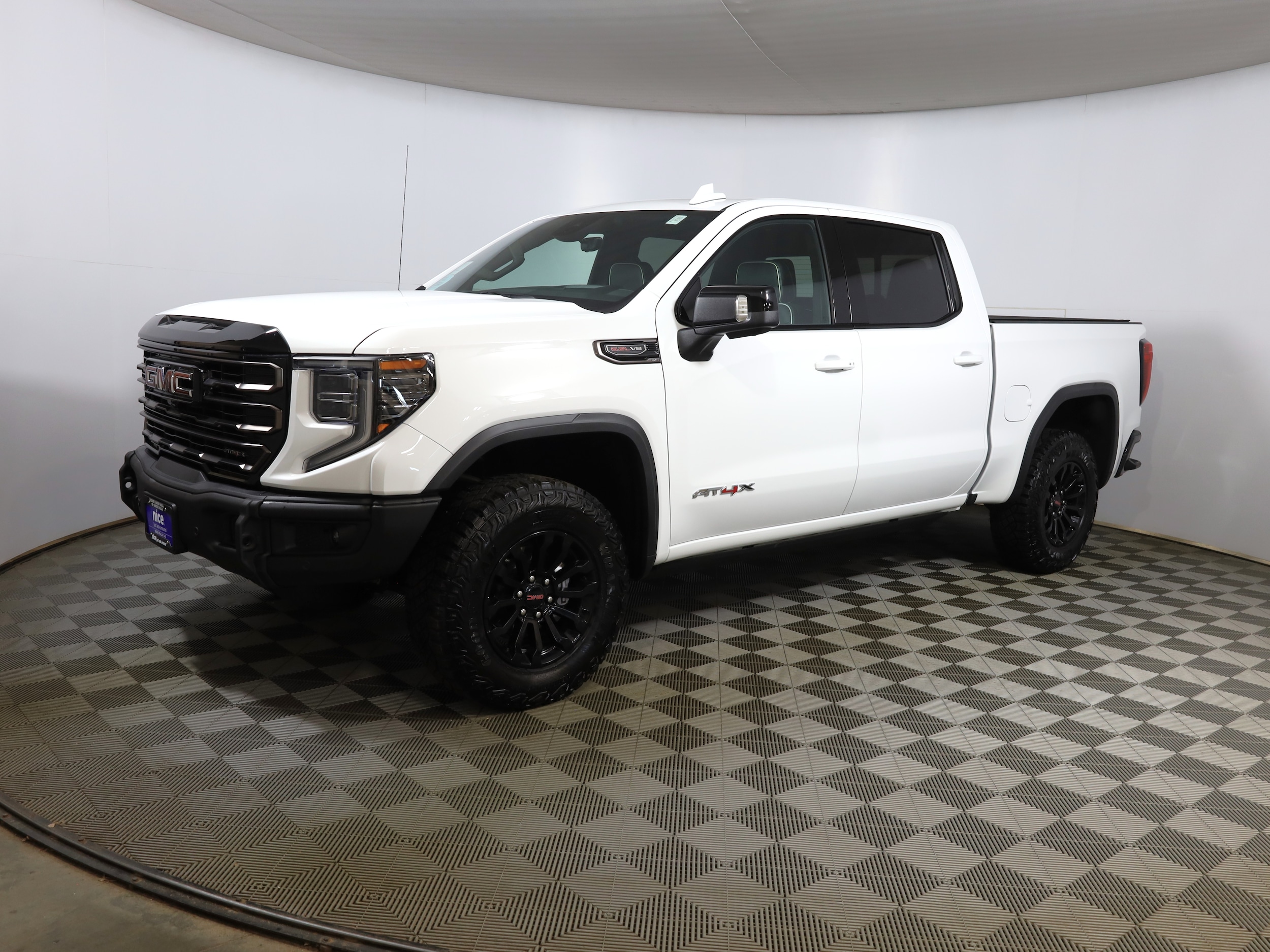2023 GMC Sierra 1500 AT4X's photo