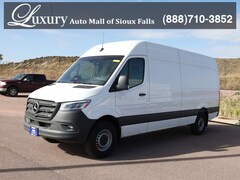 2025 Mercedes-Benz Sprinter 2500 Cargo 170 WB Van