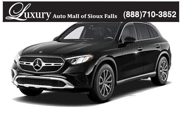 2026 Mercedes-Benz GLC Base's photo