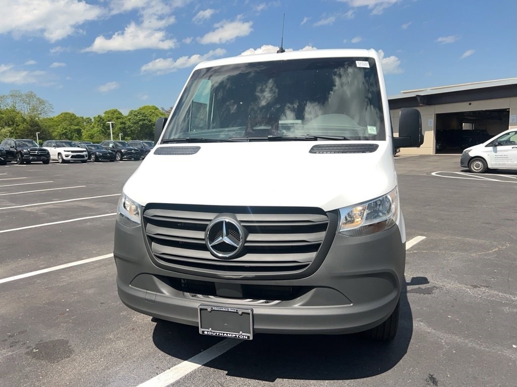 New 2025 Mercedes-Benz Sprinter 2500 Standard Roof 4-Cyl Diesel Van Cargo Van