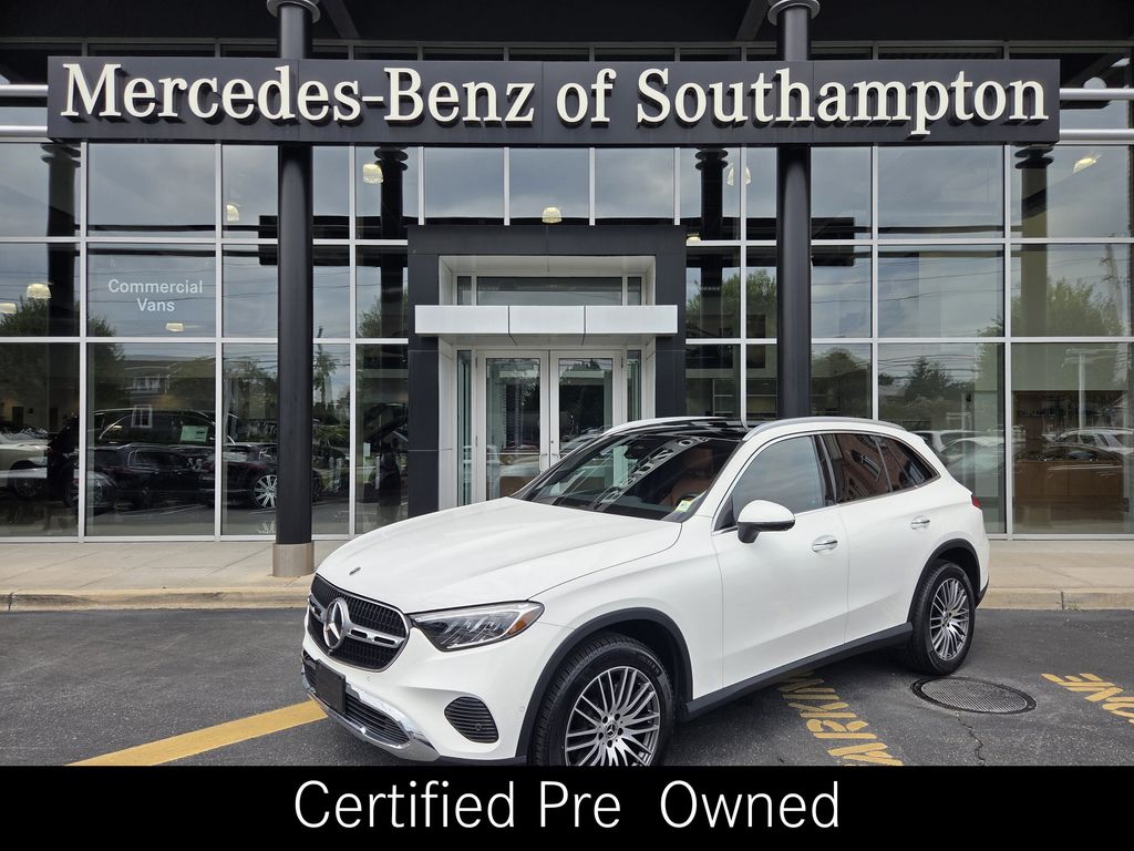 2023 Mercedes-Benz GLC