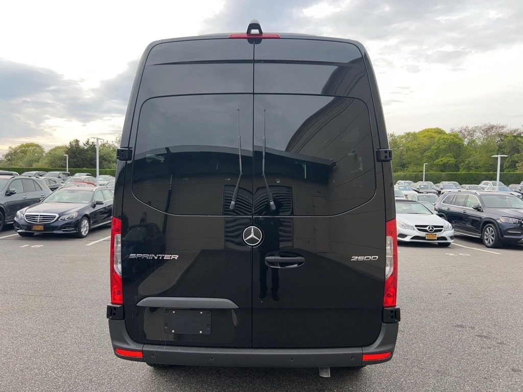 New 2024 Mercedes-Benz Sprinter 2500 Standard Roof 4-Cyl Diesel HO Van
