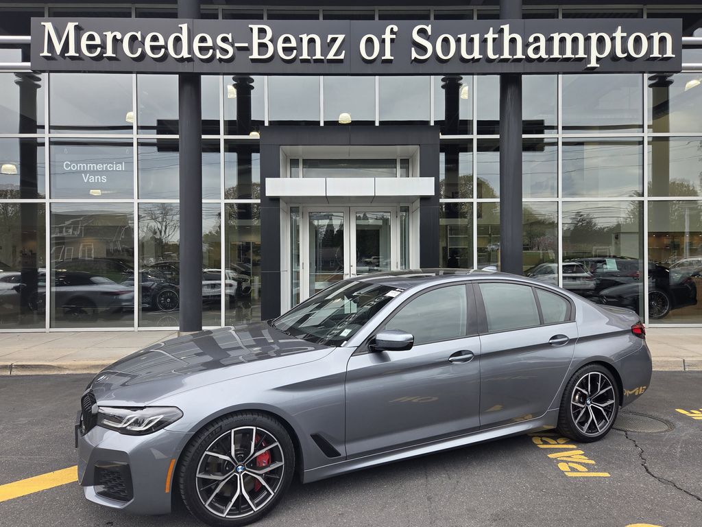 2021 BMW 5 Series M550i xDrive Sedan's photo