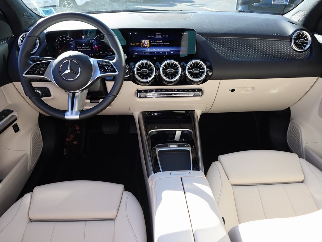 Certified 2025 Mercedes-Benz GLA GLA250 with VIN W1N4N4HB6SJ642356 for sale in Southampton, NY
