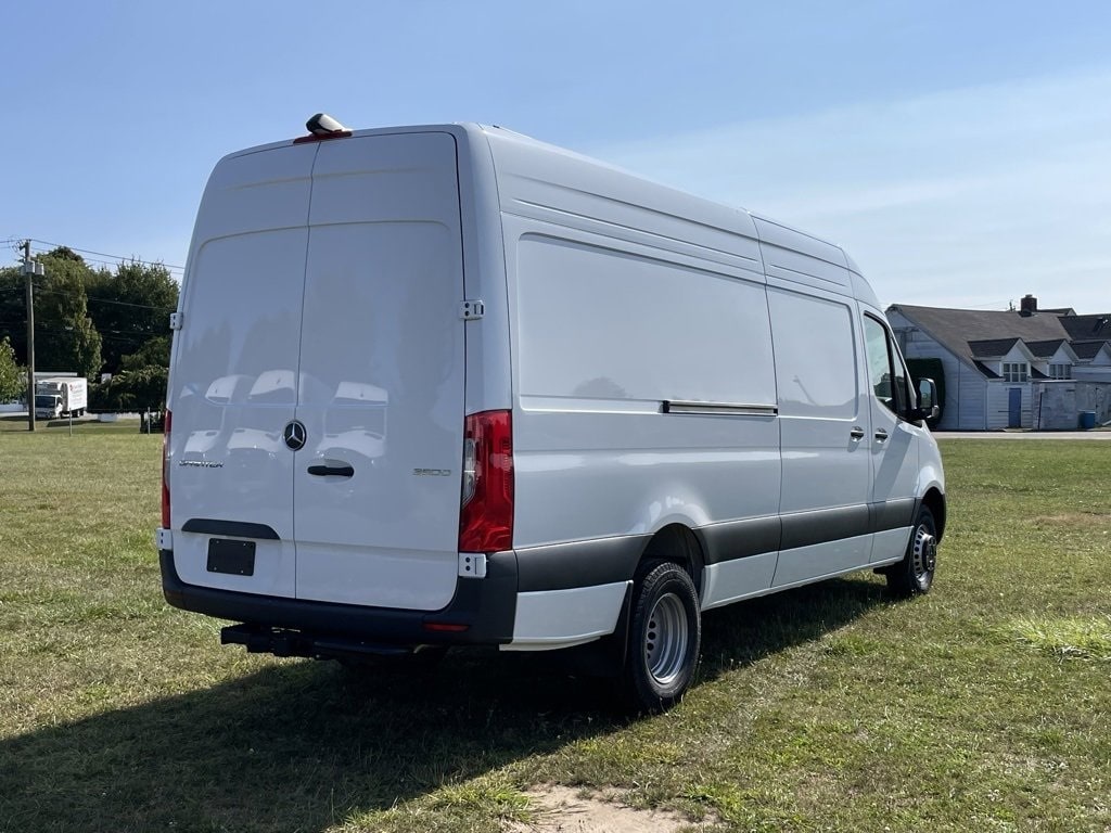 New 2025 Mercedes-Benz Sprinter 3500 High Roof 4-Cyl Diesel HO Van Cargo Van