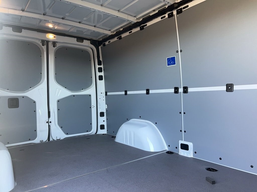 New 2025 Mercedes-Benz Sprinter 2500 Standard Roof 4-Cyl Diesel Van Cargo Van