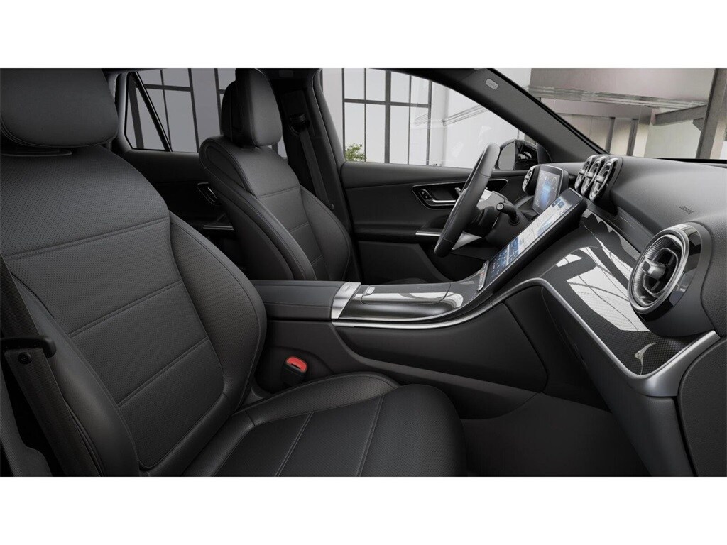 2026 Mercedes Benz GLC 300 4MATIC photo 4