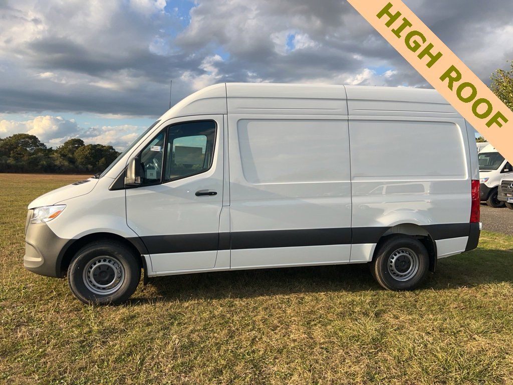 2025 Mercedes-Benz Sprinter 2500 144 WB HO's photo