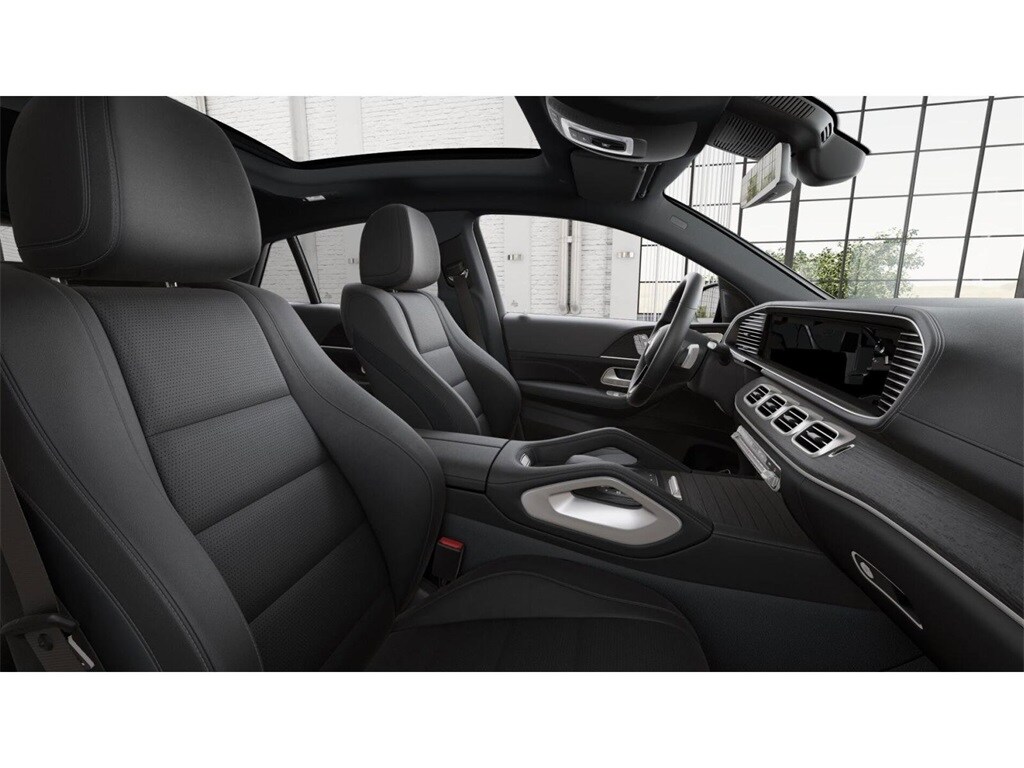 2026 Mercedes Benz GLE 450 4MATIC photo 3