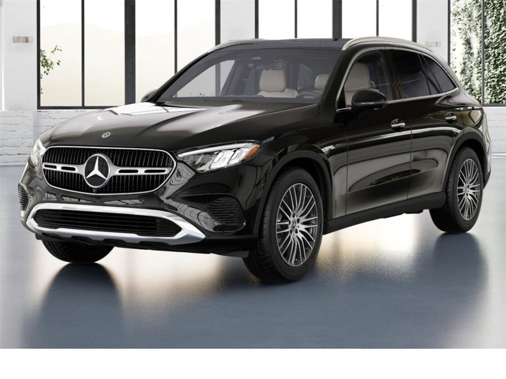 2026 Mercedes-Benz GLC Base's photo