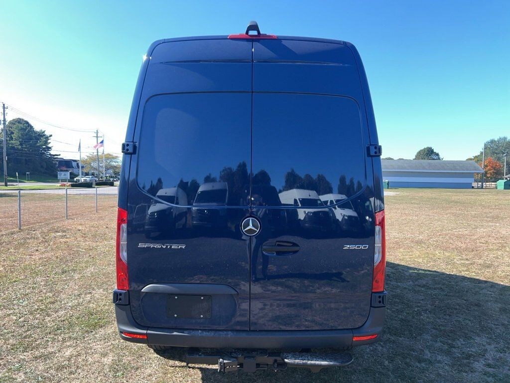 New 2025 Mercedes-Benz Sprinter 2500 Standard Roof 4-Cyl Diesel Van Cargo Van