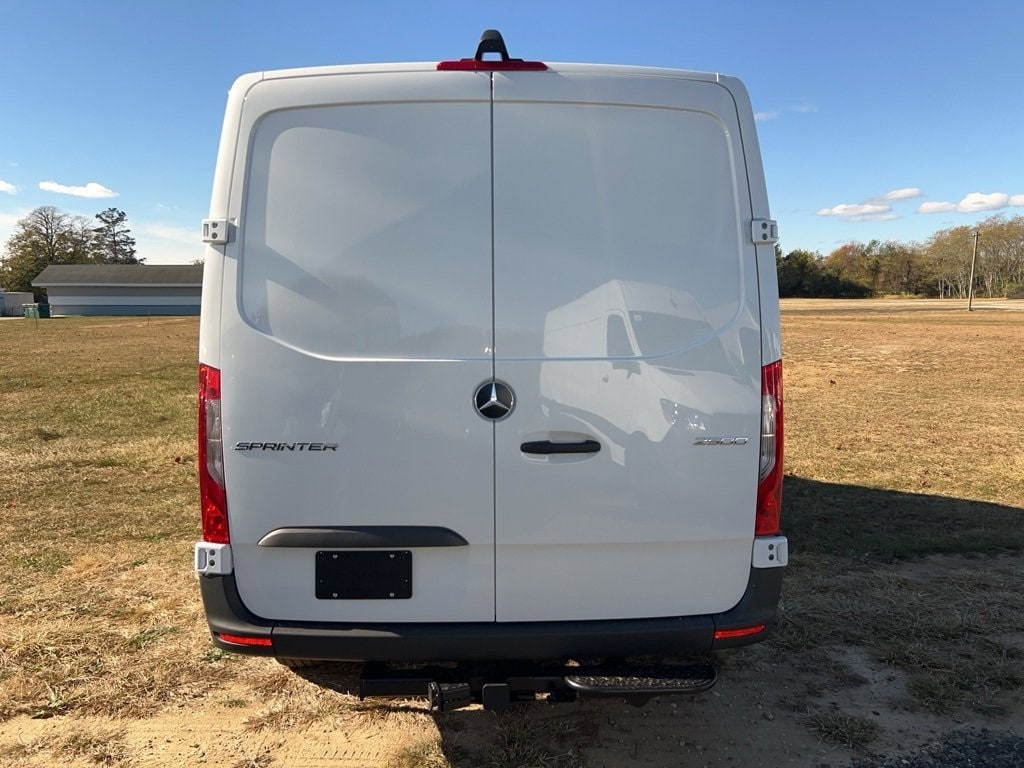 New 2025 Mercedes-Benz Sprinter 2500 Standard Roof 4-Cyl Diesel Van Cargo Van